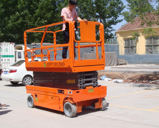 定南移动式升降平台规格与使用规范